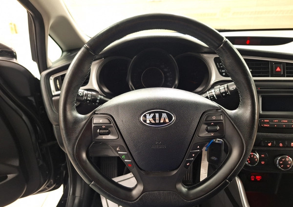 Kia Ceed cena 44900 przebieg: 117000, rok produkcji 2017 z Myślibórz małe 667